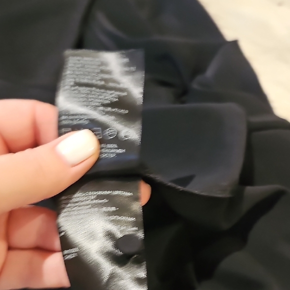 Elegant Black Women's Top - Picture 7 of 10